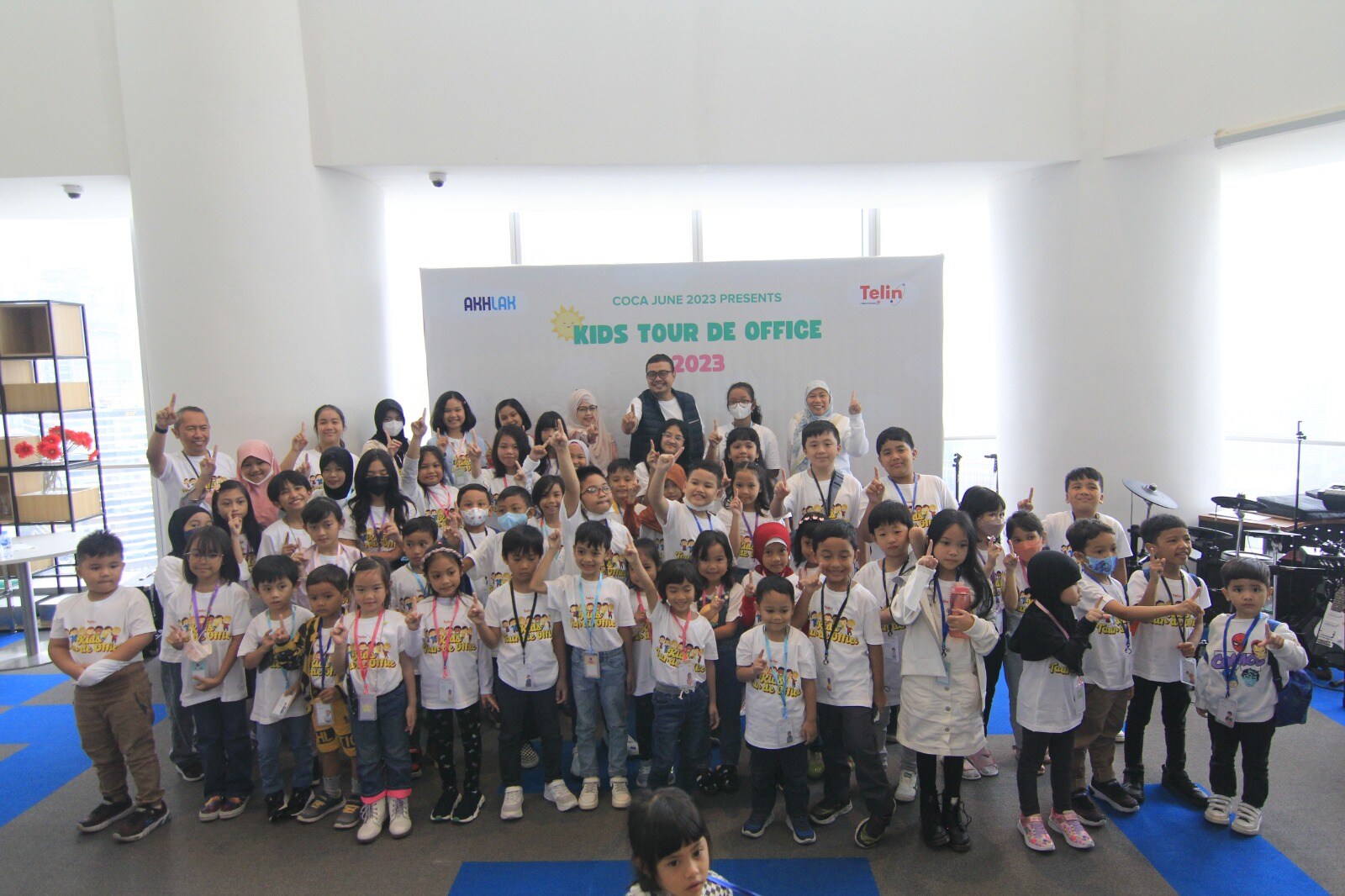 Kids Tour De Office 2023 : Menghadirkan Pengalaman Seru Anak-Anak Teliners Berkunjung ke Ruang Kerja Orang Tua